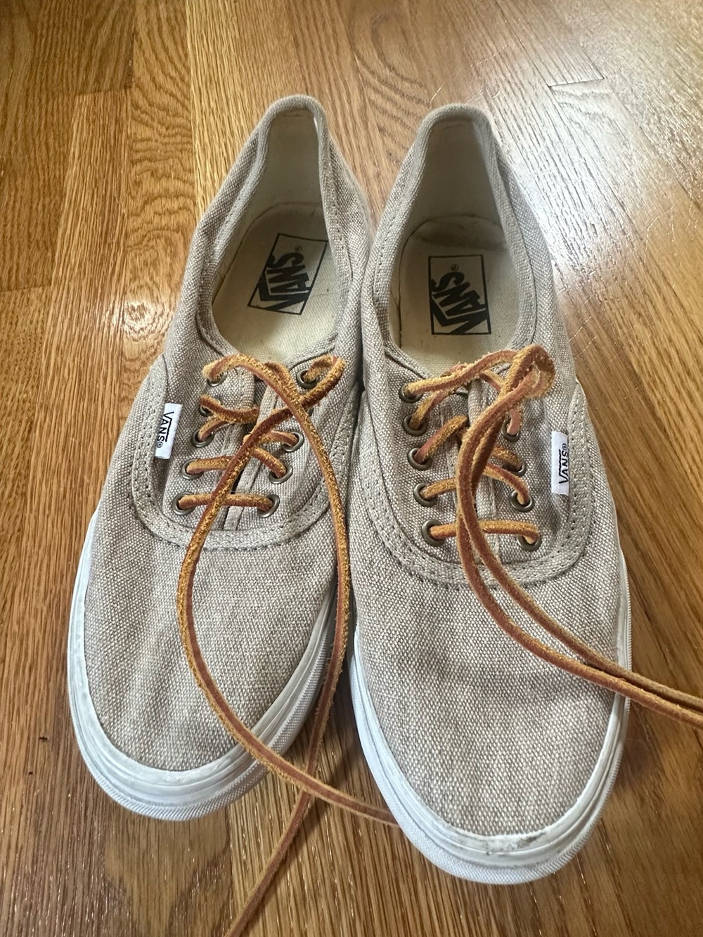 Vans women’s Canvas Low-Top Sneakers in Beige with Tan Laces